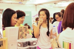 Juice tasting with The Raw Place